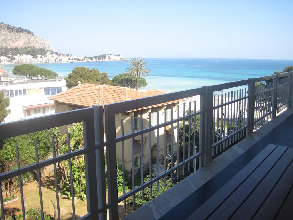Mondello Luxury Apartment On The Beach Ngoại thất bức ảnh